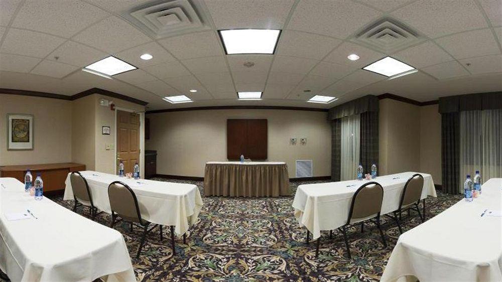 Staybridge Suites Akron-Stow-Cuyahoga Falls By Ihg Екстер'єр фото