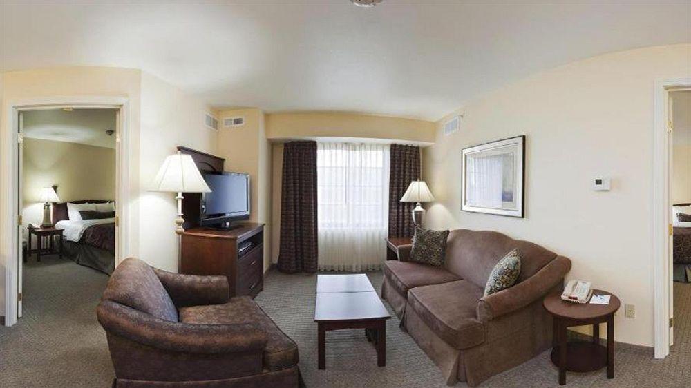 Staybridge Suites Akron-Stow-Cuyahoga Falls By Ihg Екстер'єр фото