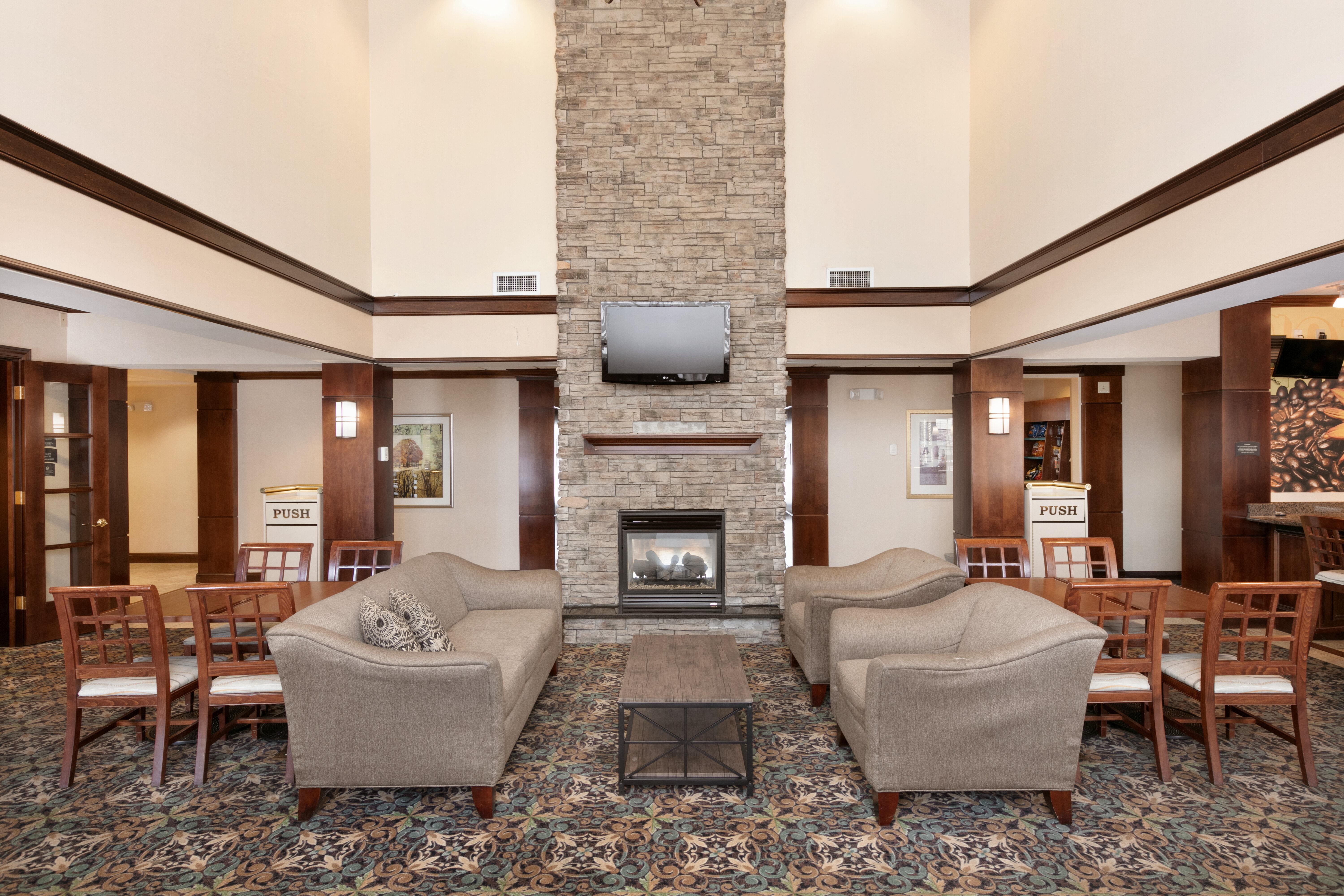 Staybridge Suites Akron-Stow-Cuyahoga Falls By Ihg Екстер'єр фото