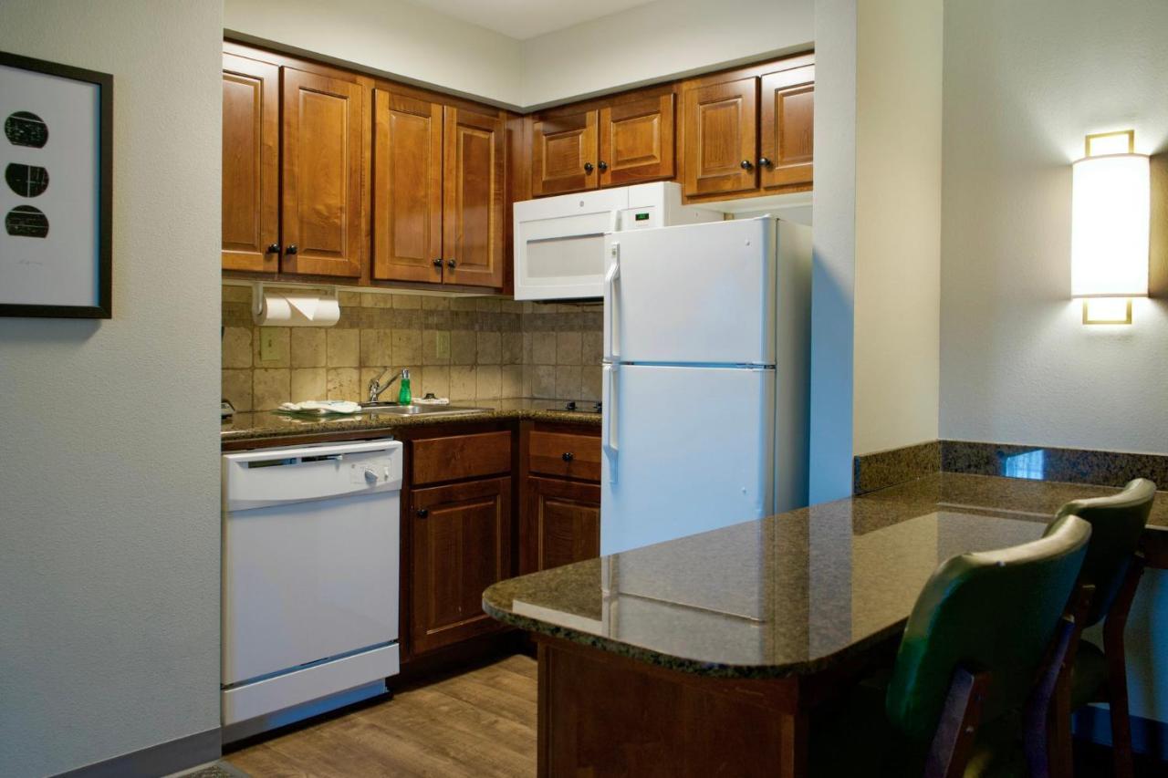 Staybridge Suites Akron-Stow-Cuyahoga Falls By Ihg Екстер'єр фото